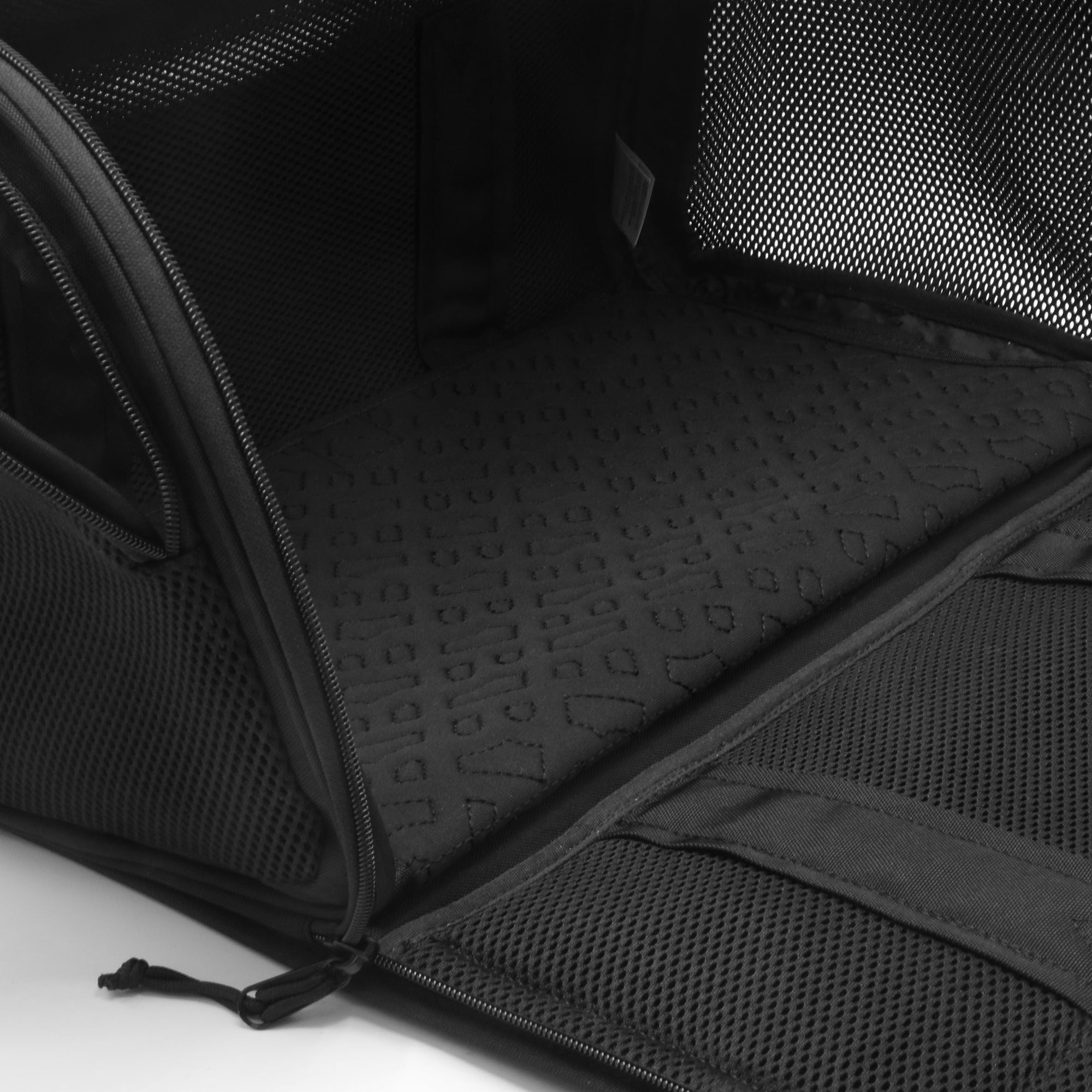BOSS Dog Travel Bag
