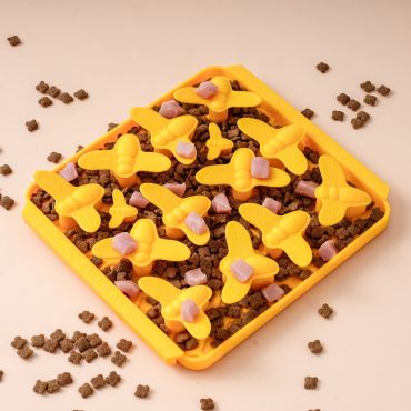 Tall Tails Bee Silicone Mat - 8"